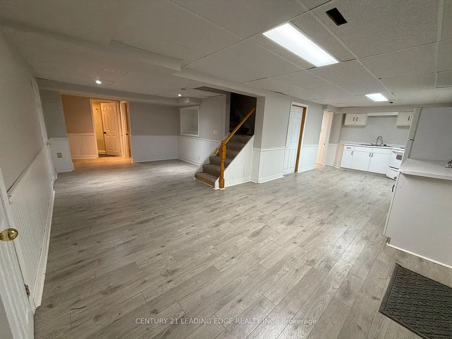 2 bed, $1,600 — Photo 2