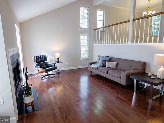 2nd image of 10910 Adare Dr