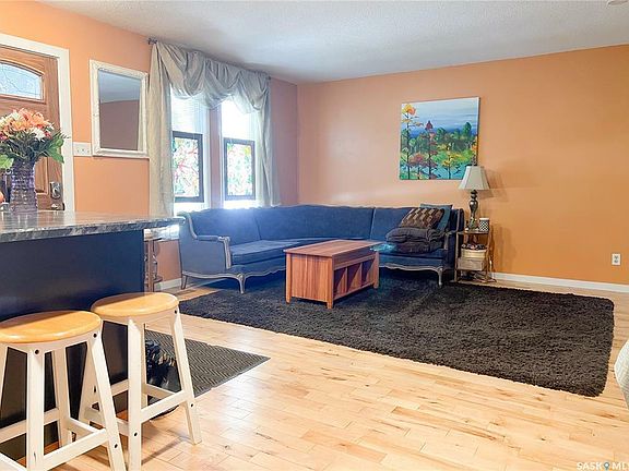5th image of 3351 Cassino Ave