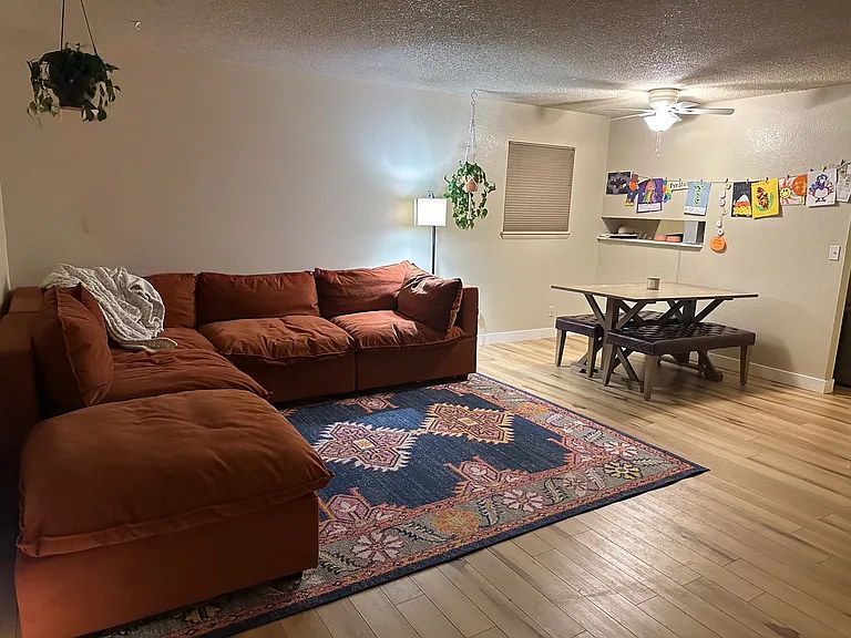 631 Highline Dr #631 — Photo 2