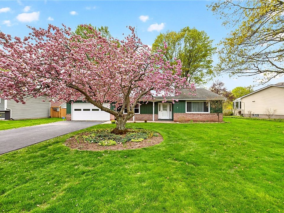 1st image of 237 Pine Valley Dr