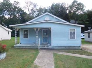 418 Lake St, Forrest City, AR 72335
