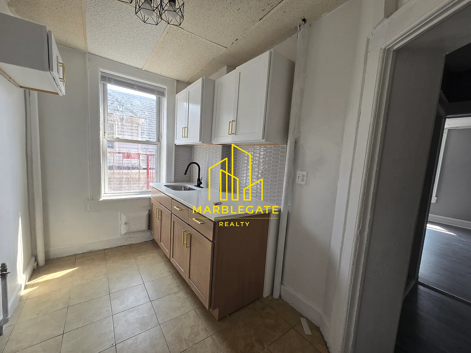 2 bed, 850 sqft, $1,850 — Photo 1