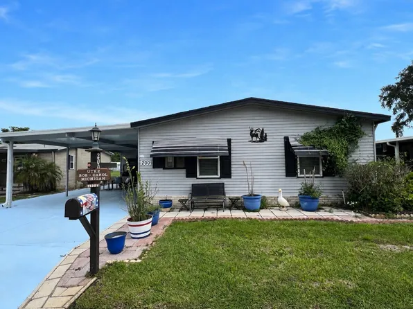 200 Fairway Cir #200, Winter Haven, FL 33881