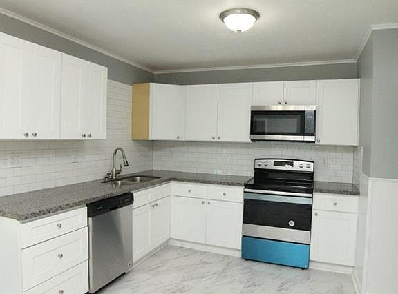 5th image of 311 Lacy Ln