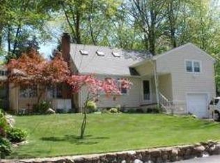 17 Valley View Ter, Wayne, NJ 07470