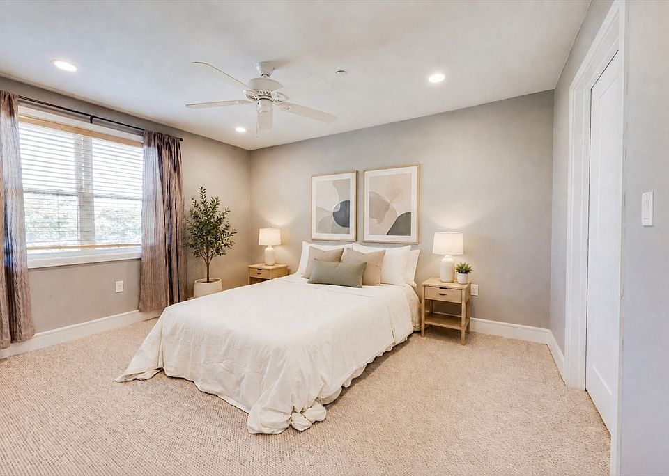 1st image of 770 Washington Ave #202