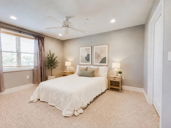 770 Washington Ave #202, Revere, MA 02151
