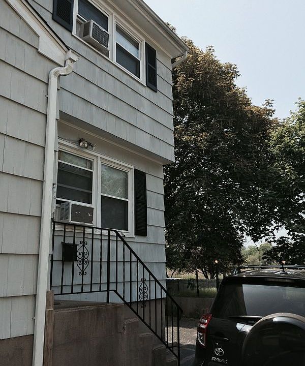 1st image of 254 Ruane St