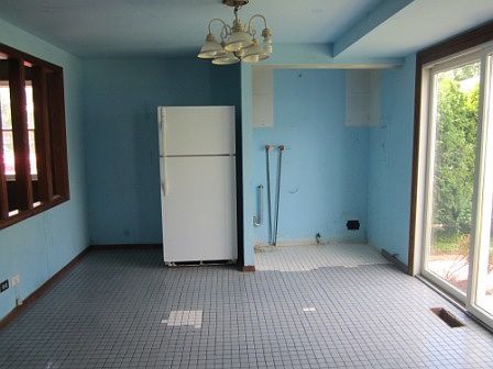 5th image of 1445 Windsor Cir