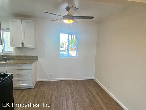 5th image of 310 N Clementine St APT 11