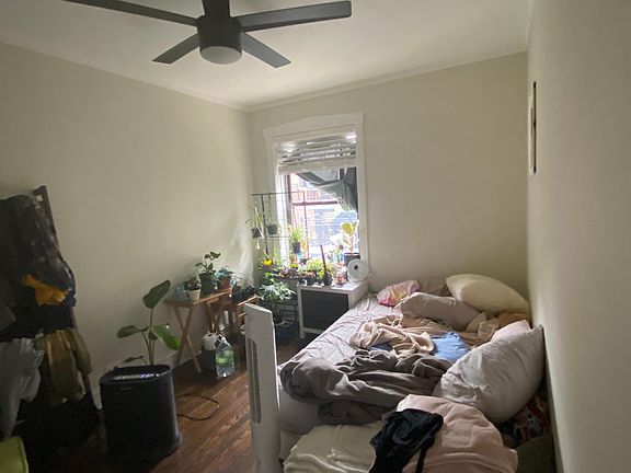 3rd image of 1253-1255 W Henderson St #1253-1G