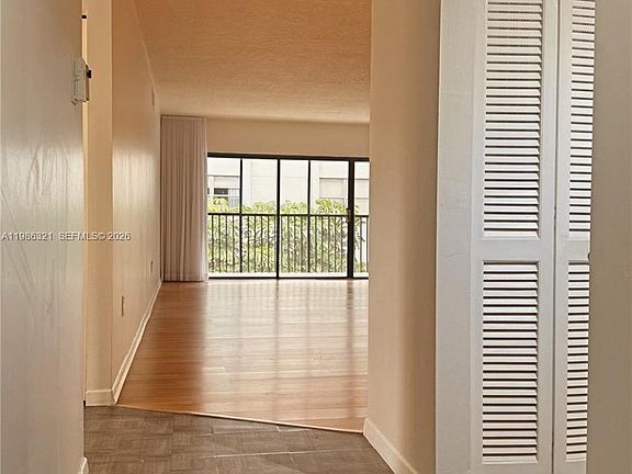 2nd image of 511 Ives Dairy Rd Unit 3016