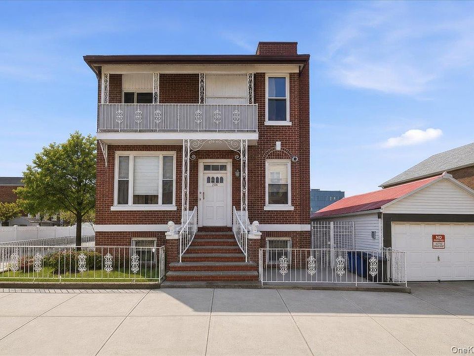1st image of 2041 Hobart Avenue