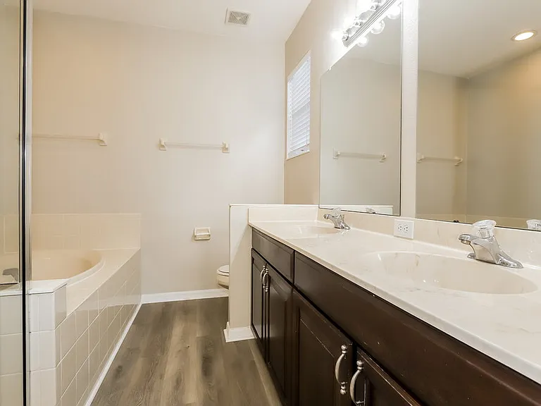 8549 Deer Chase Dr — Photo 12