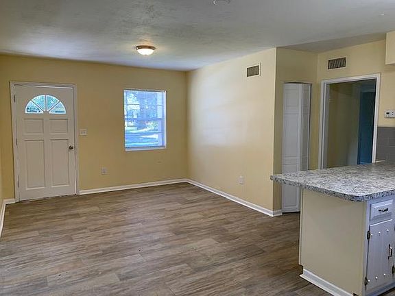 2nd image of 5859 110th St