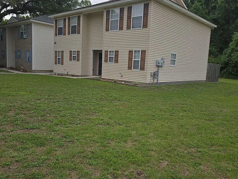 9826B Whitfield Avenue Ext — Photo 1
