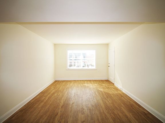 4th image of 3520 Hanover Ave APT 302