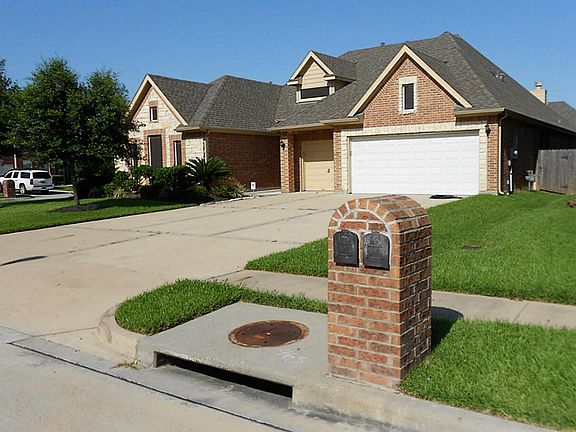 2nd image of 2305 Kristina Way