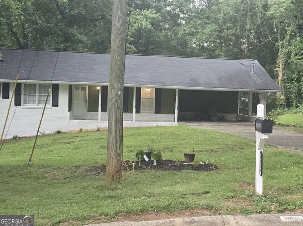 2826 Manor Ct, Snellville, GA 30078
