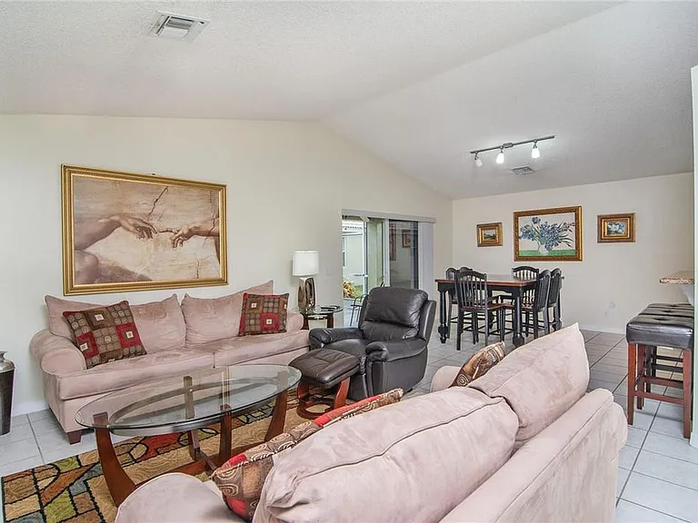 4297 Pine Ridge Ct — Photo 5