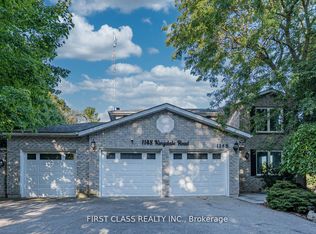 1148 Kingdale Rd, Newmarket, ON L3Y4W1