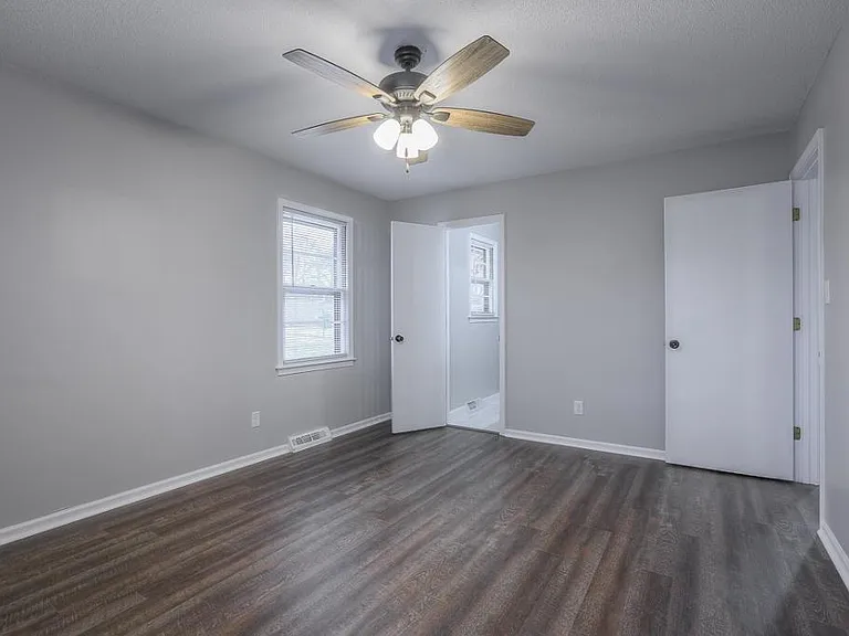 6725 NW Hilldale Dr — Photo 21