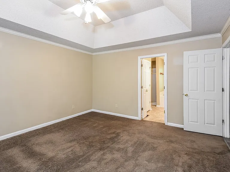 2699 Barcelona Dr SW — Photo 10