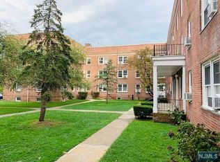 175 Union Ave #D203, Rutherford, NJ 07070