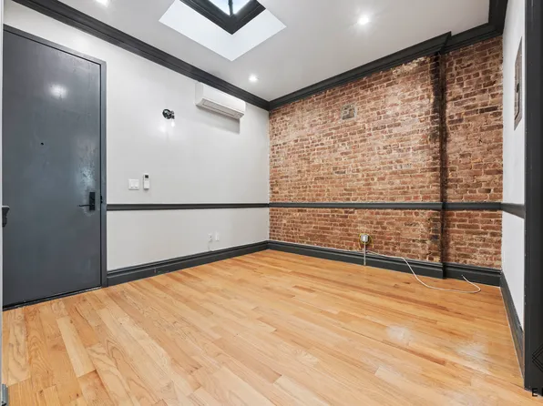 133 23rd Street image 1 of 22