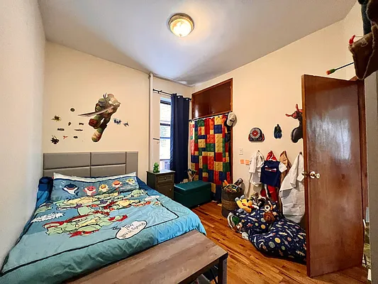 Rented by Compass | media 6