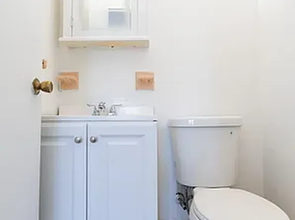 148 Cozine Avenue image 7 of 7