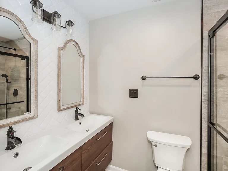 434 Glencroft Dr — Photo 11