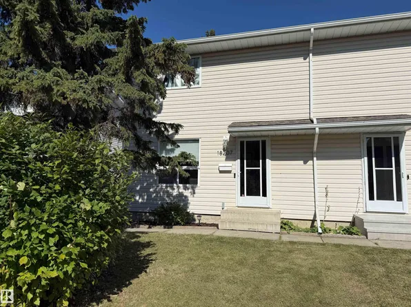 18207 74th Ave NW, Edmonton, AB T5T 2G6