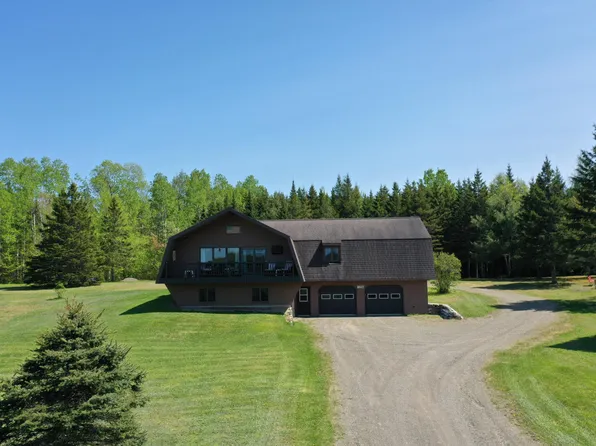 1296 E Plantation Road, E Twp, ME 04734
