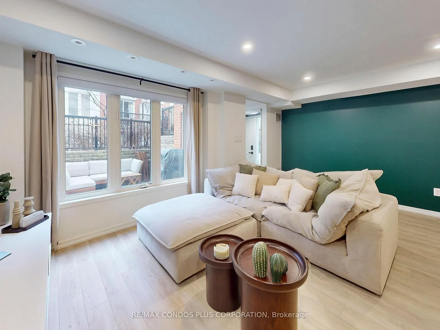 29 Florence Wyle Ln photo 1