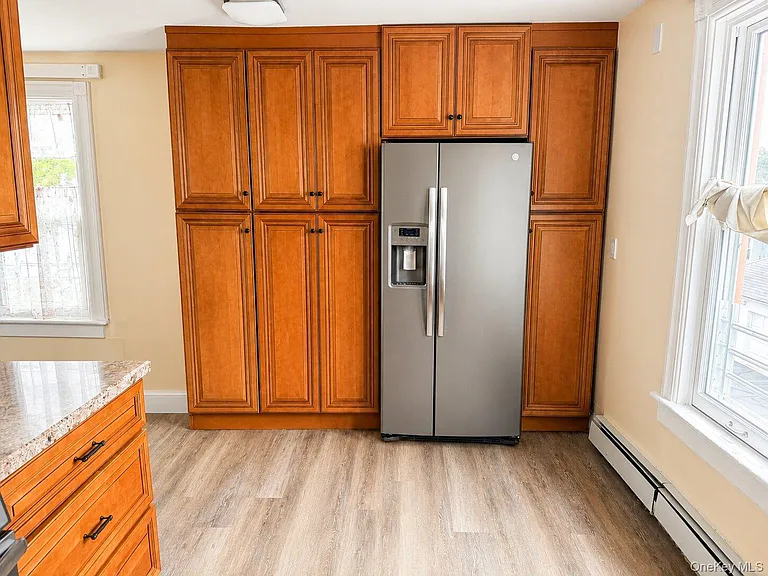 16 Lafayette St #2 — Photo 13