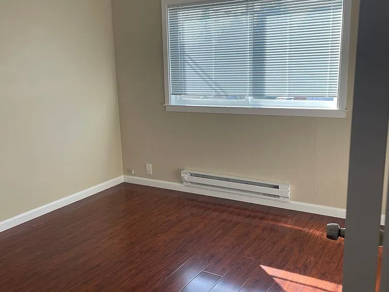 2857 Marlborough Ave — Photo 4