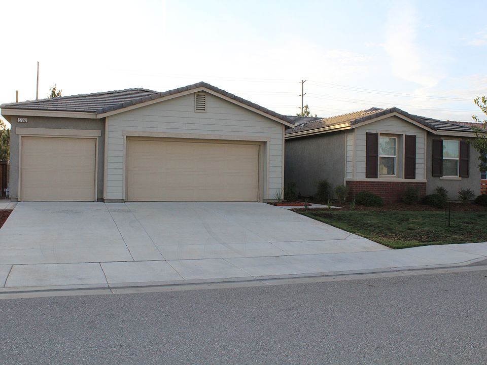1st image of 27363 Stonehurst Dr