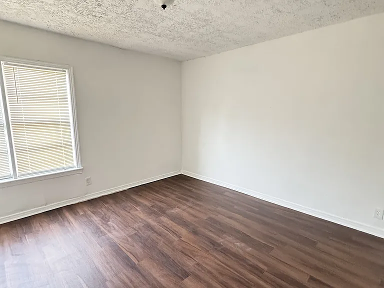 253 N Carolina St — Photo 5
