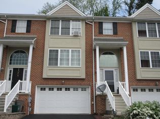 430 Hillside Dr, Mountville, PA 17554