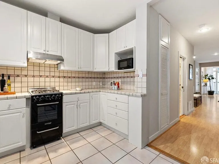 14 Allen St — Photo 3