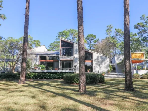 1320 W Ocilla Hwy #32, Douglas, GA 31533