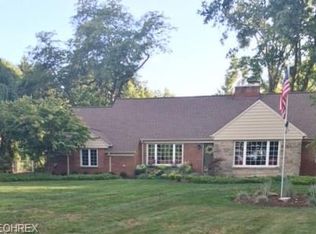 30401 Lake Rd, Bay Village, OH 44140