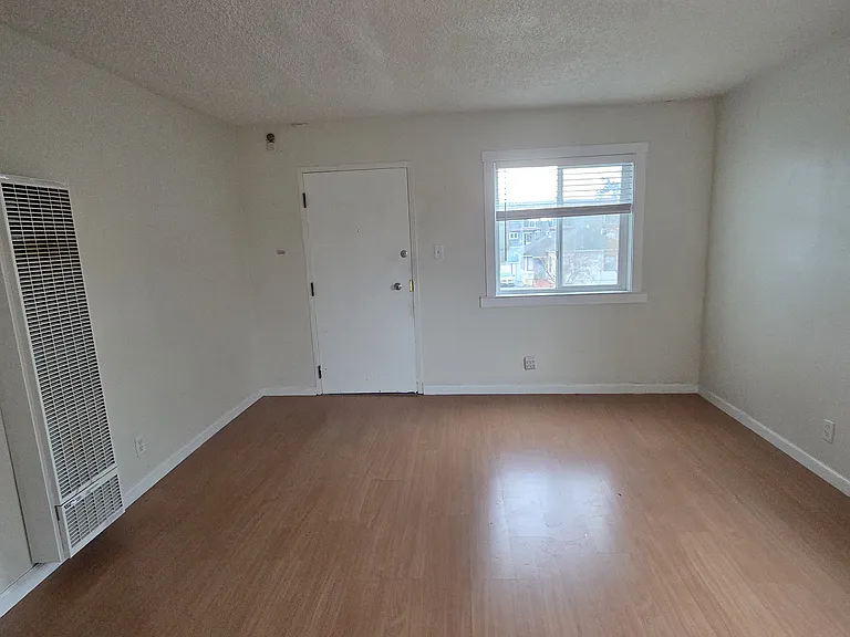 6315 Telegraph Ave #6 — Photo 6