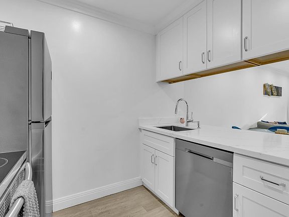 2nd image of 3157 Shelter Creek Ln