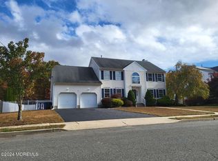 18 Whippoorwill Ln, West Creek, NJ 08092