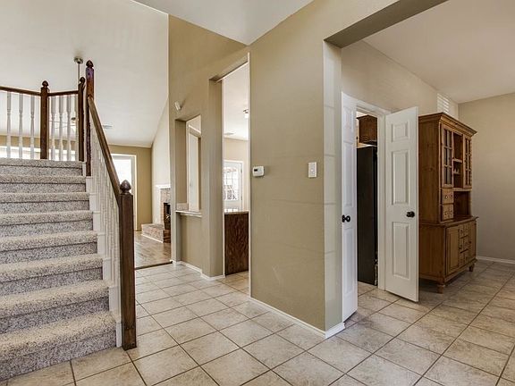 2nd image of 10617 Columbia Dr