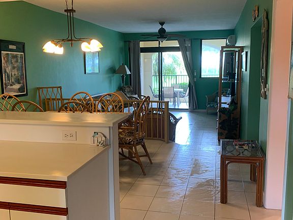 4th image of 103A La Grande Prince Co St