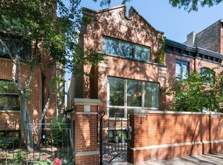 1046 W Webster Ave, Chicago, IL 60614